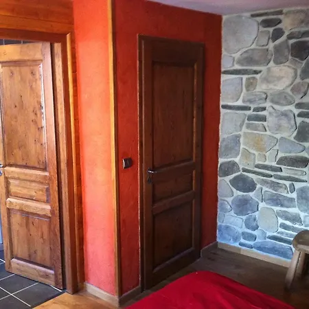 Au Chant Des Marmites Saint-Lary-Soulan Room photo