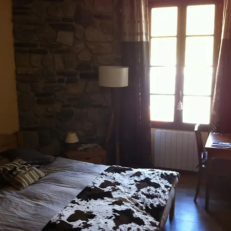 Au Chant Des Marmites Saint-Lary-Soulan Room photo