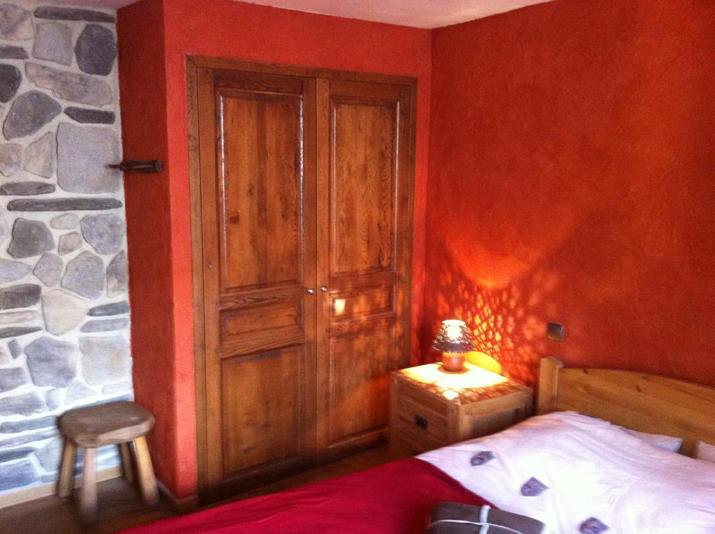 Au Chant Des Marmites Bed & Breakfast *