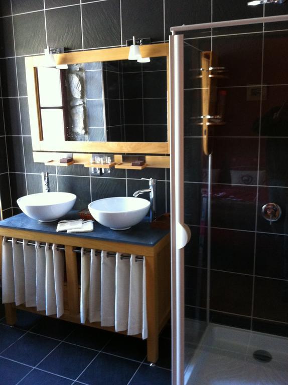 Bed & Breakfast Au Chant Des Marmites *